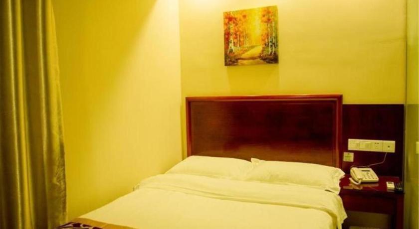 Greentree Inn Suzhou Guanqian Yangyuxiang Metro Station Business Hotel Suzhou (Jiangsu) Exterior foto
